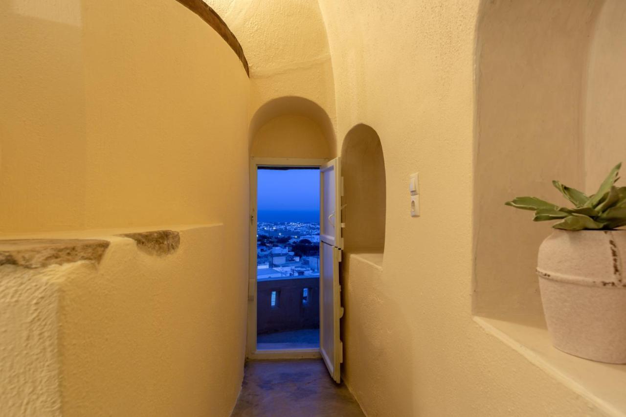 Exi Castle Suites Emporio  Eksteriør bilde