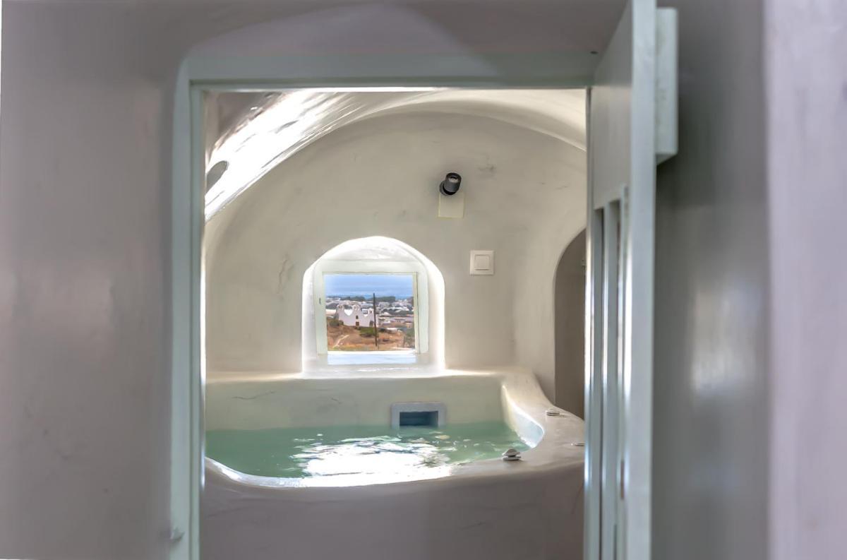 Exi Castle Suites Emporio  Eksteriør bilde